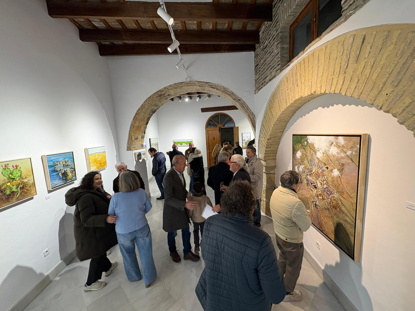 Imágenes de la inauguración de la exposición de fin de año de Pepe basto