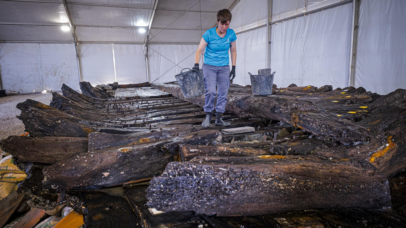 Las imágenes del pecio del siglo XVII (Delta I) rescatado en aguas de la Bahía de Cádiz