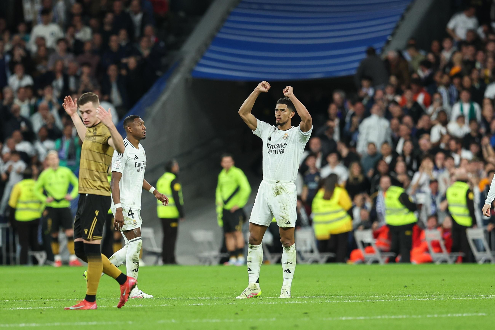 Las fotos del Real Madrid - Real Sociedad camino del Estadio de la Cartuja