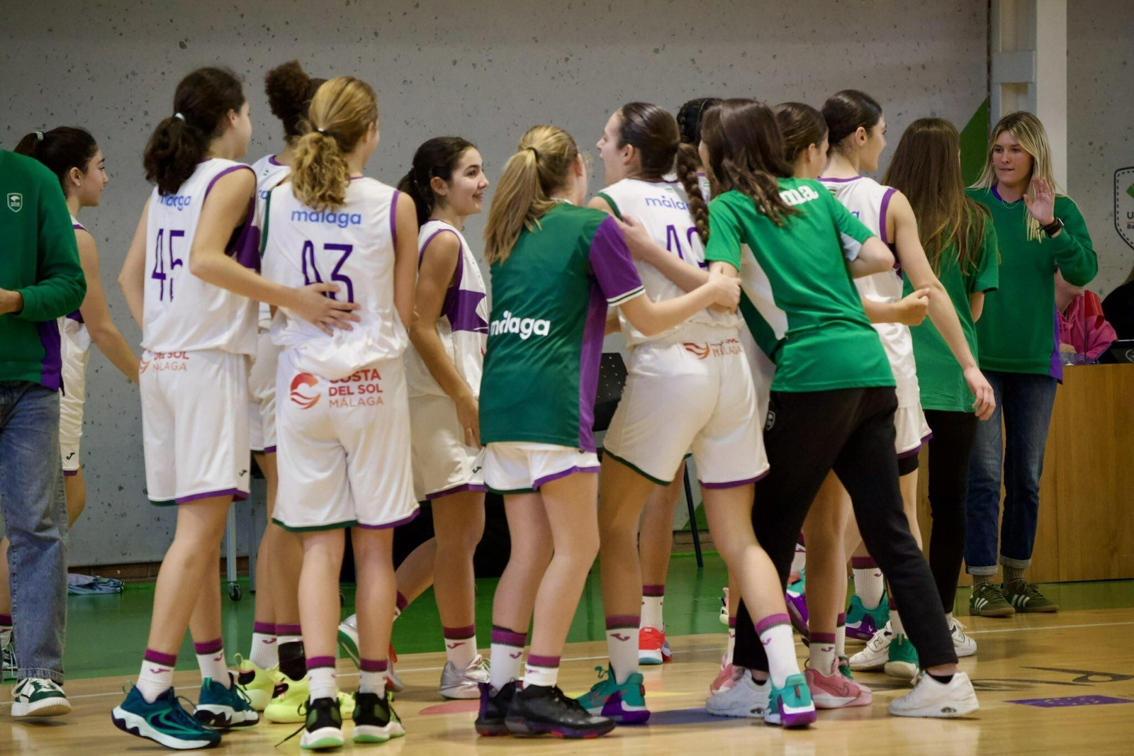 Unicaja y Real Madrid, campeones del torneo preinfantil de Benalmádena