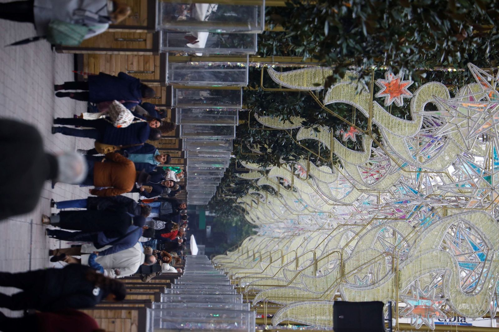 Los cordobeses ultiman las compras de Navidad, en imágenes