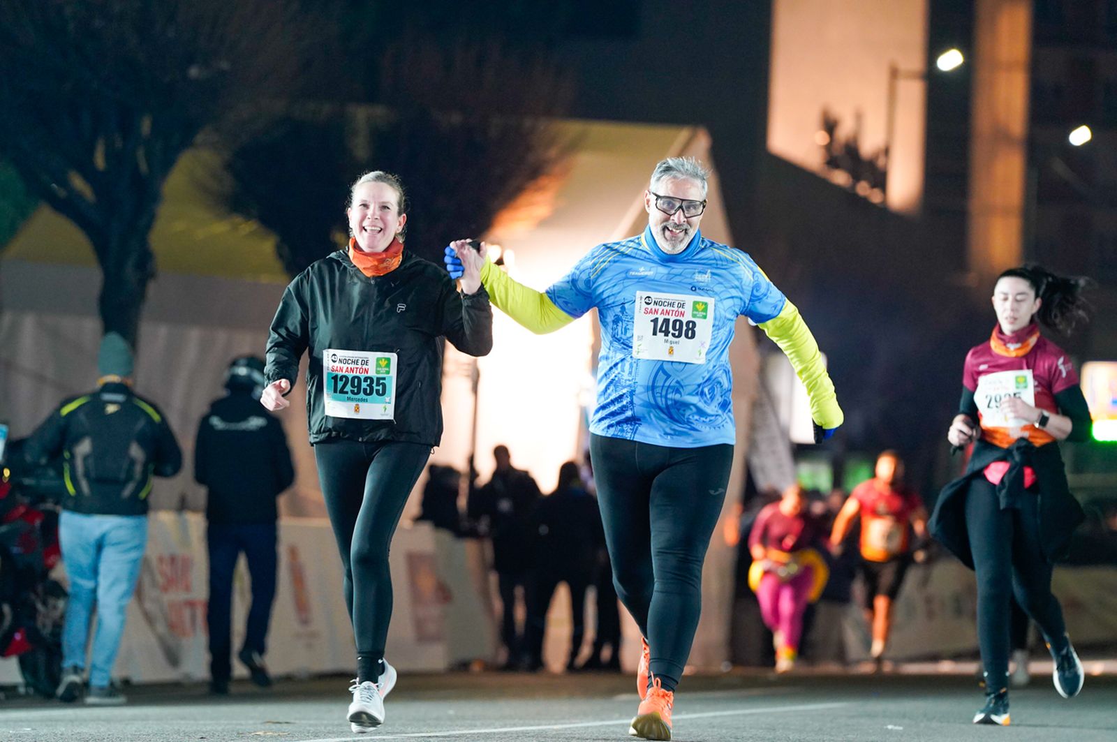 En imágenes: búscate en tu llegada a meta de la Carrera de San Antón 2026 (4)