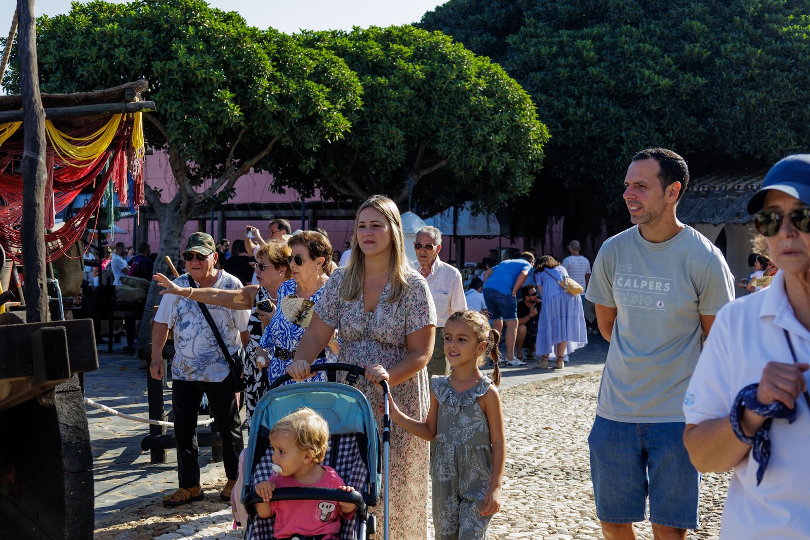 Las imágenes del Muelle de las Carabelas este 12 de octubre