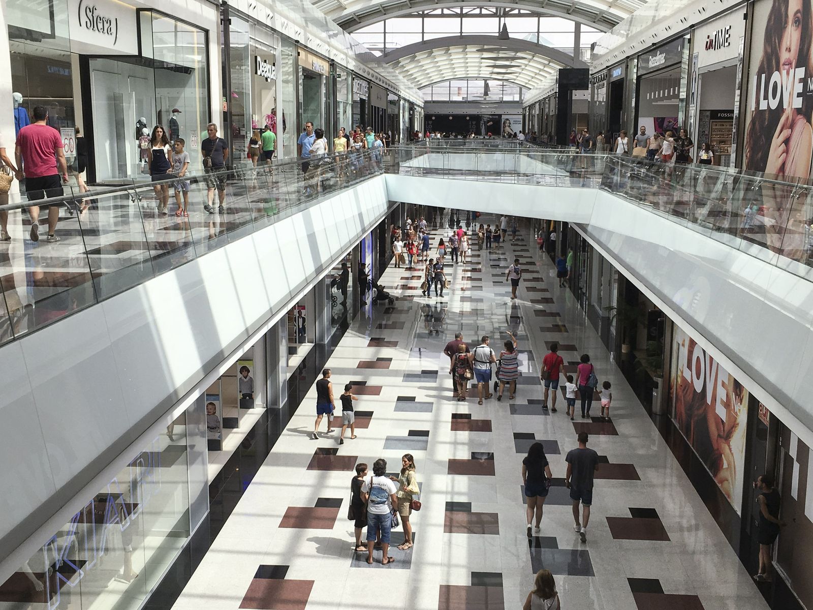 Imagen del centro comercial Nevada