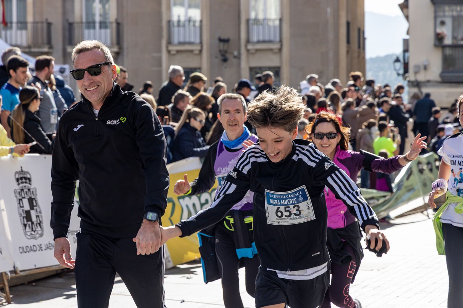 En imágenes: deporte y solidaridad se dan la mano en la VI Carrera-Caminata de la Hermandad de la Buena Muerte (2)
