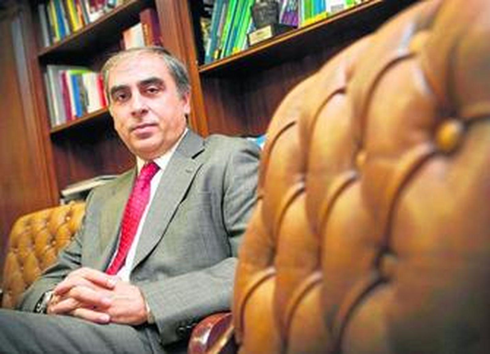 Martínez Olmos, en su despacho, un día antes de que lo cesara el Consejo de Ministros.