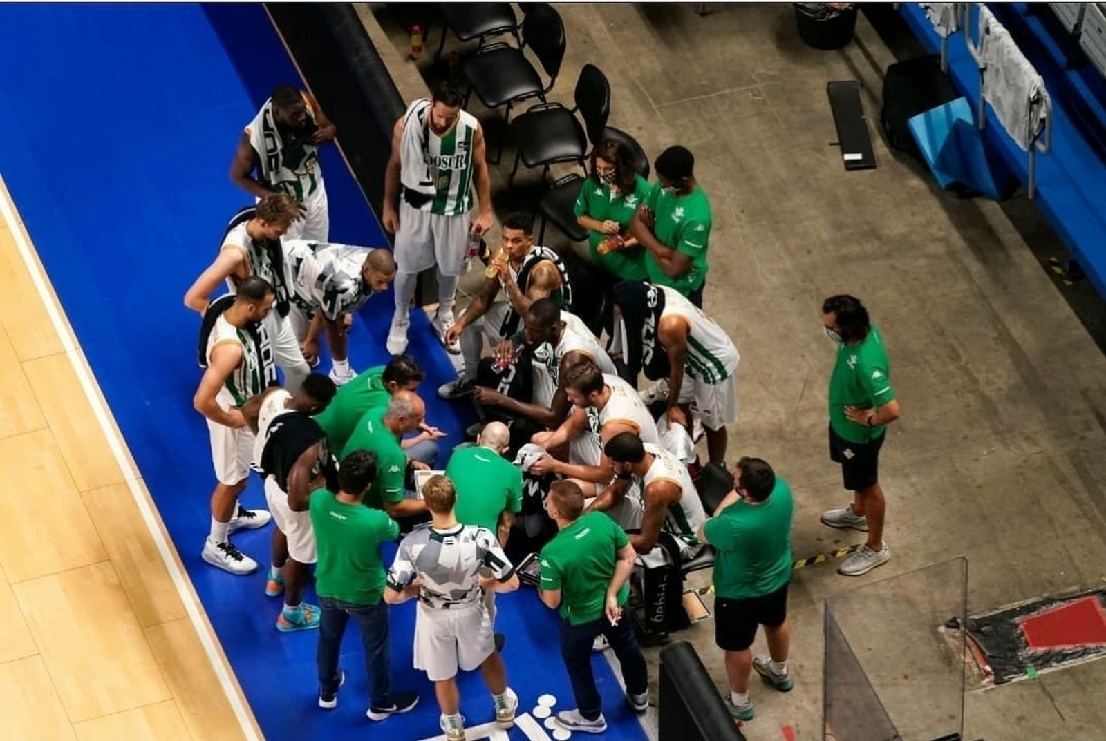 Un tiempo muerto de Curro Segura este verano.