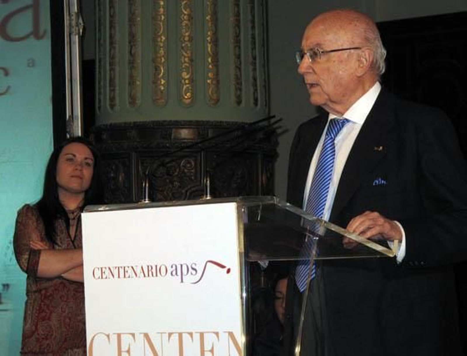 El presidente del Consejo Editorial del Grupo Joly, tras recibir su distinción como socio de honor de la APS.

Foto: Victoria Ramírez