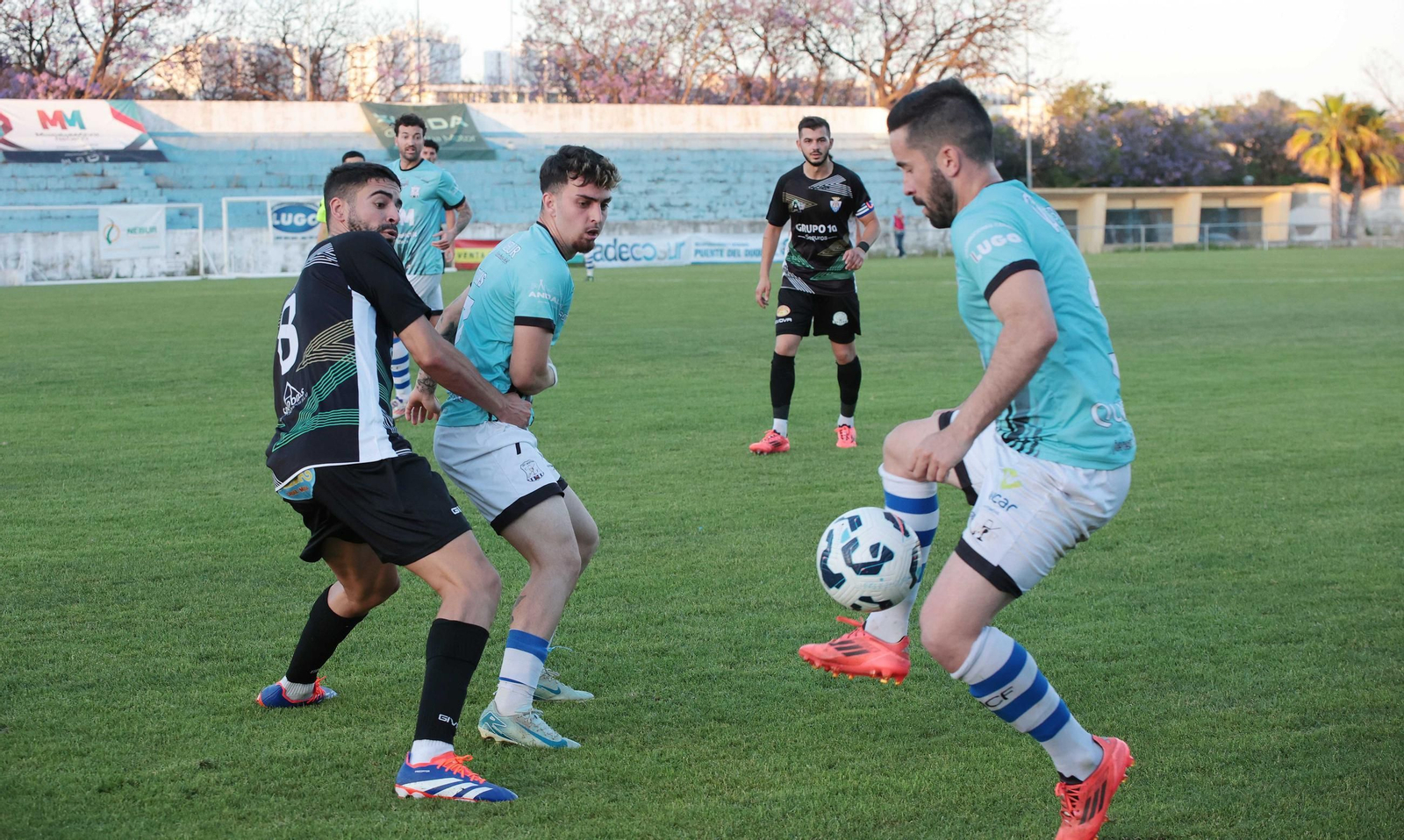 Imágenes del parido del Jerez Industrial - Arcos en el Pedro Garrido