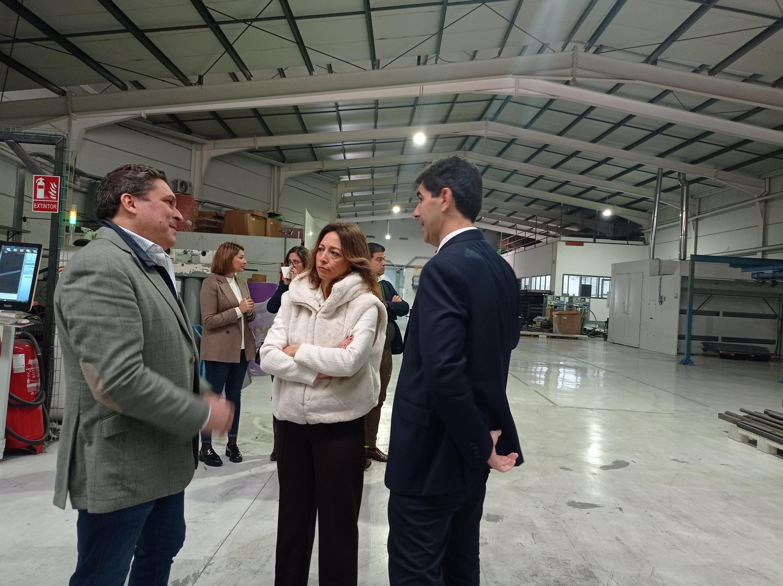 Visita de la delegada del Gobierno a una empresa en Coín, en una imagen de archivo.
