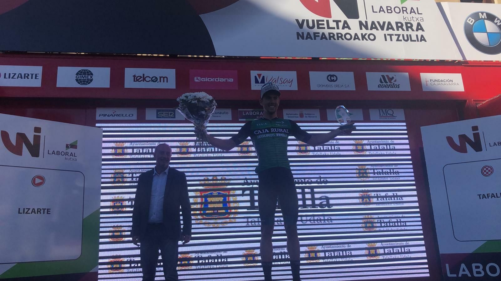 Carmelo Urbano, en el podio de Tafalla.