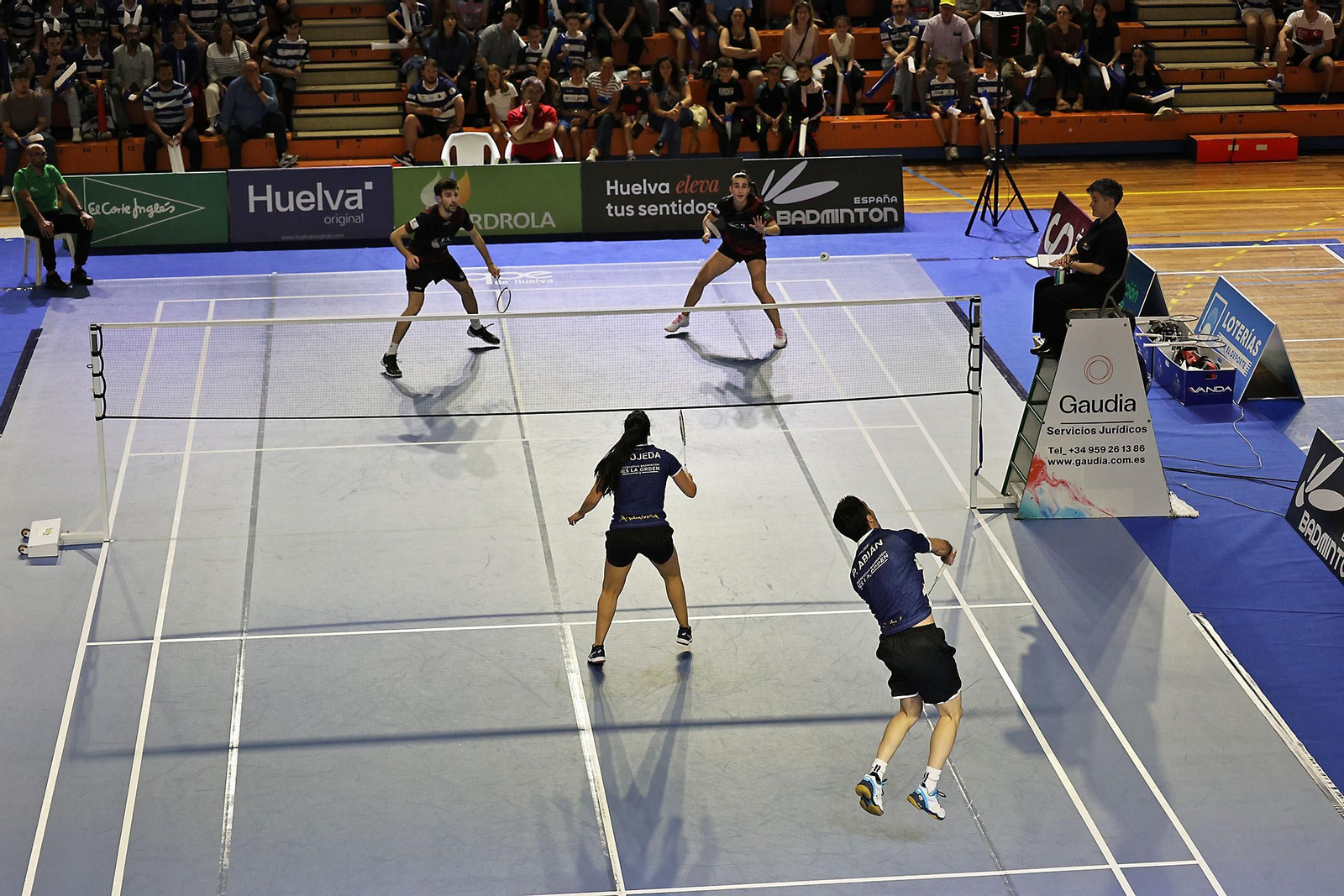 Imágenes de la final de liga de bádminton entre el IES La Orden y La RInconada