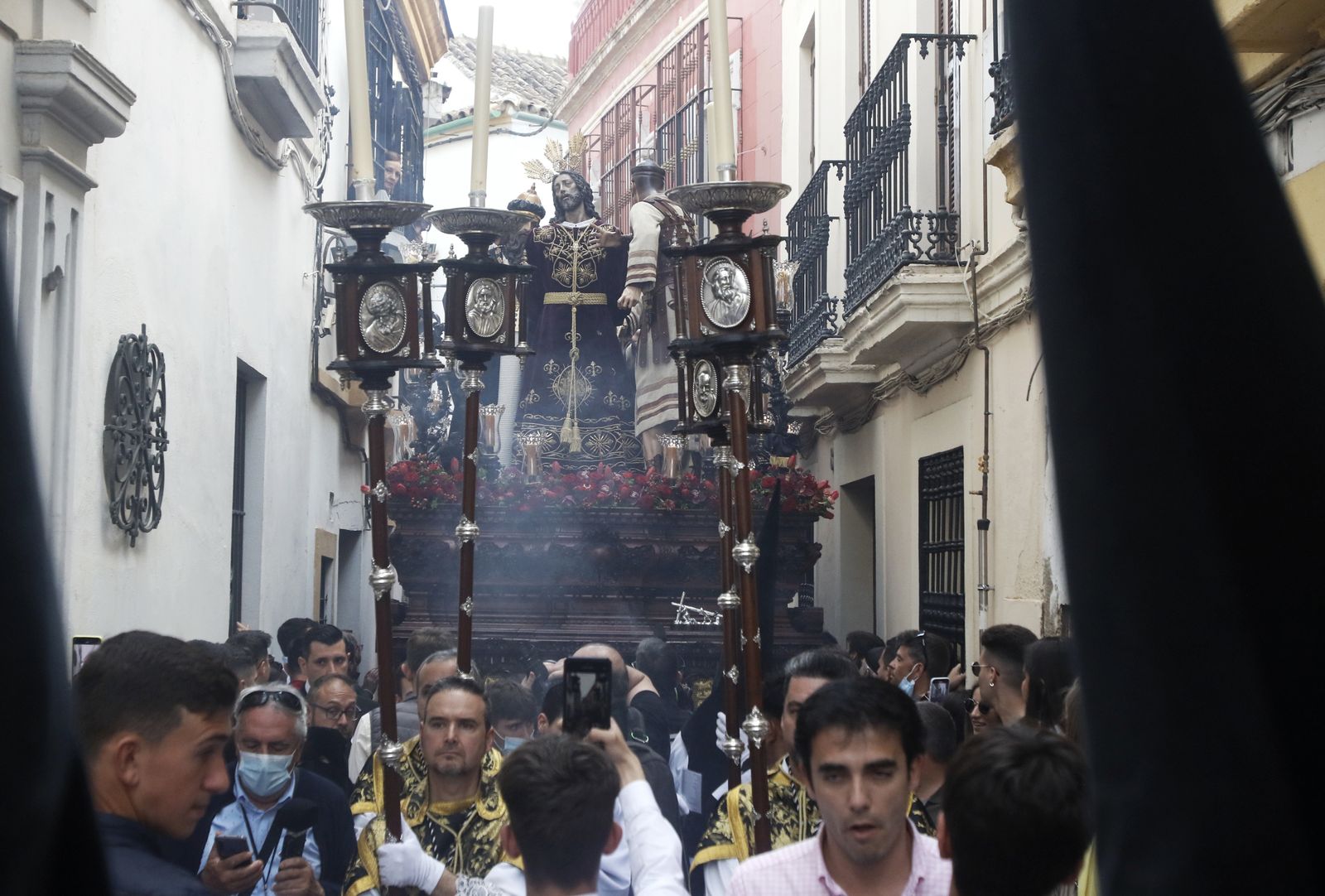 Miércoles Santo de fe y bulla