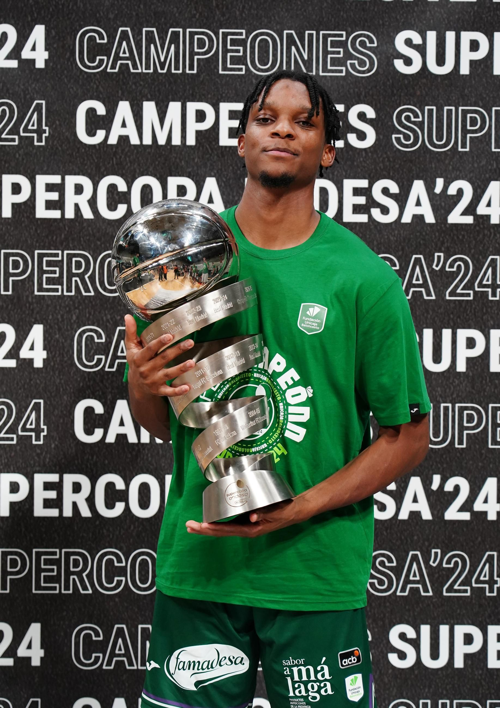 La sesión de fotos de los supercampeones de la ACB