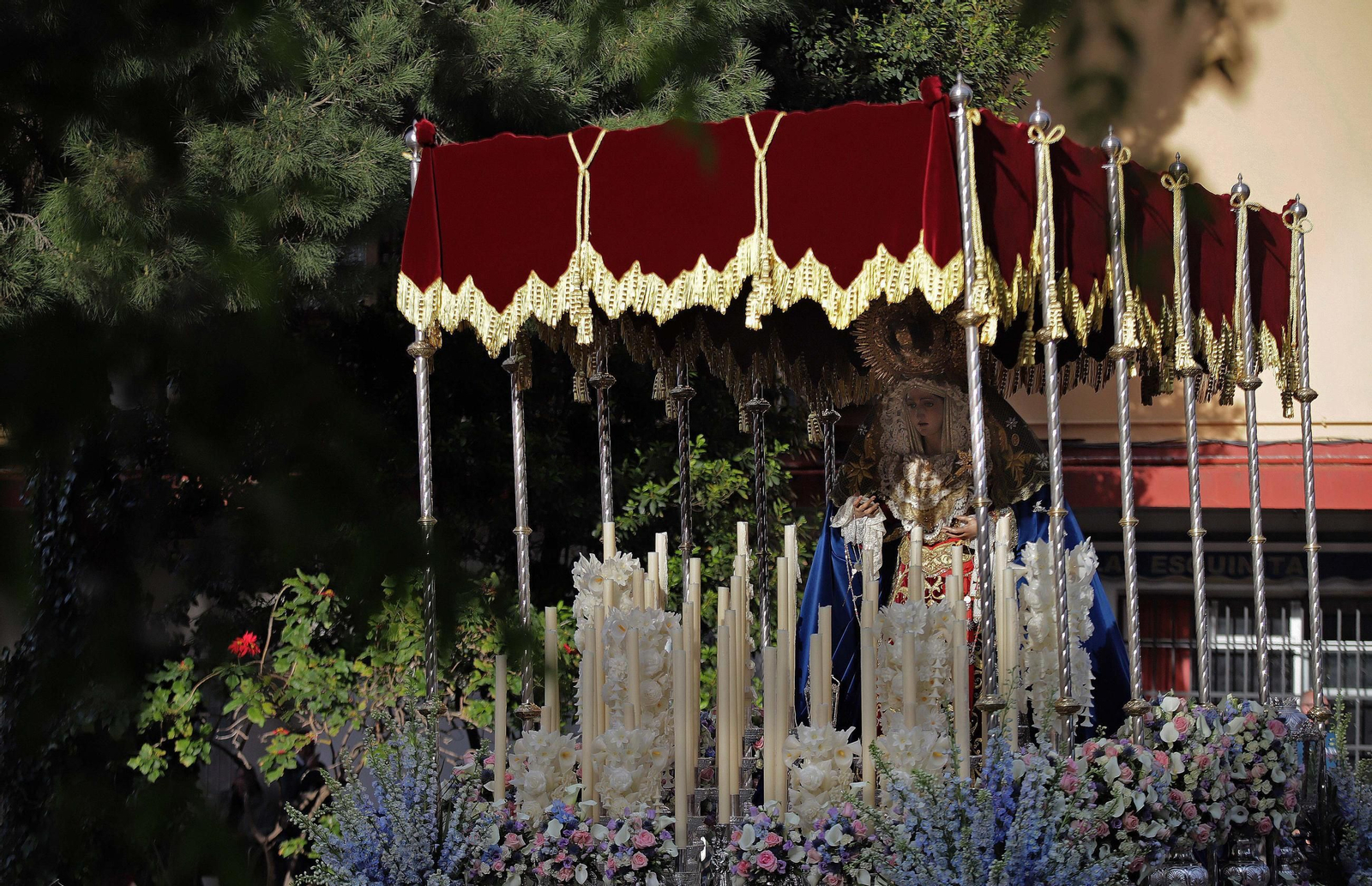 Fotos del Jueves Santo en Algeciras: Tres Caídas y Nazareno