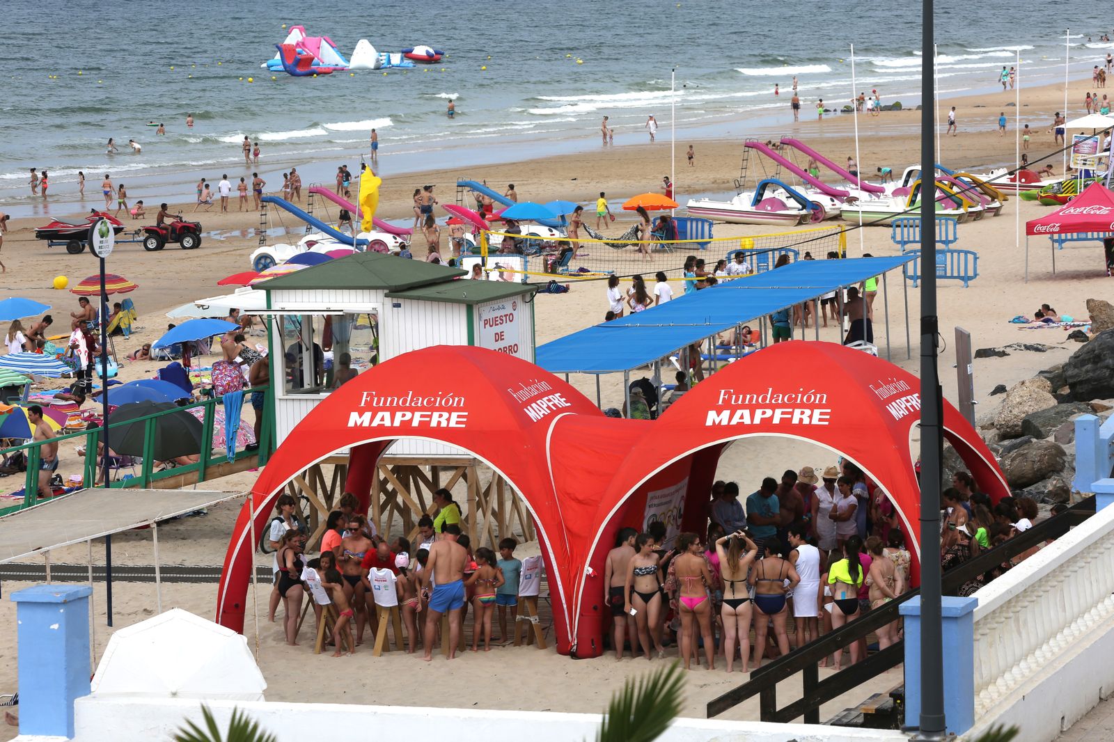 La Infanta Doña Elena asiste a varios talleres de prevención de la fundación Mapfre, en imágenes