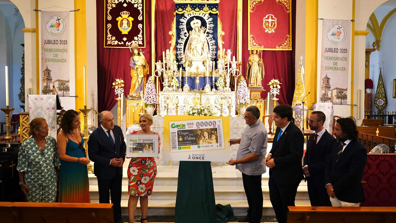 El acto de presentación del cupón de la Virgen de la Palma.