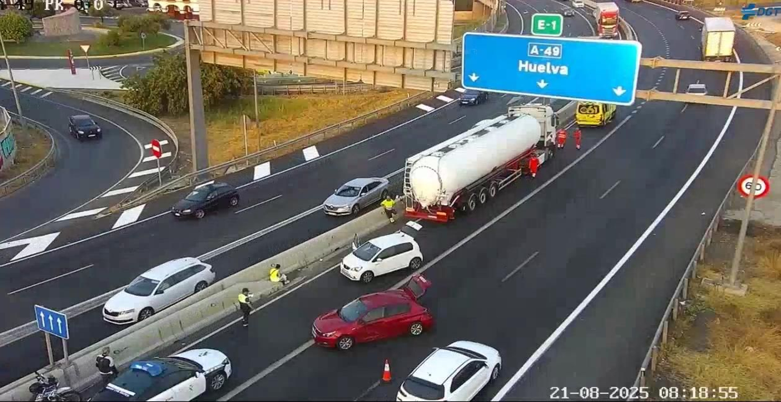 Importantes retenciones en la A-49 a la altura de Camas por un accidente