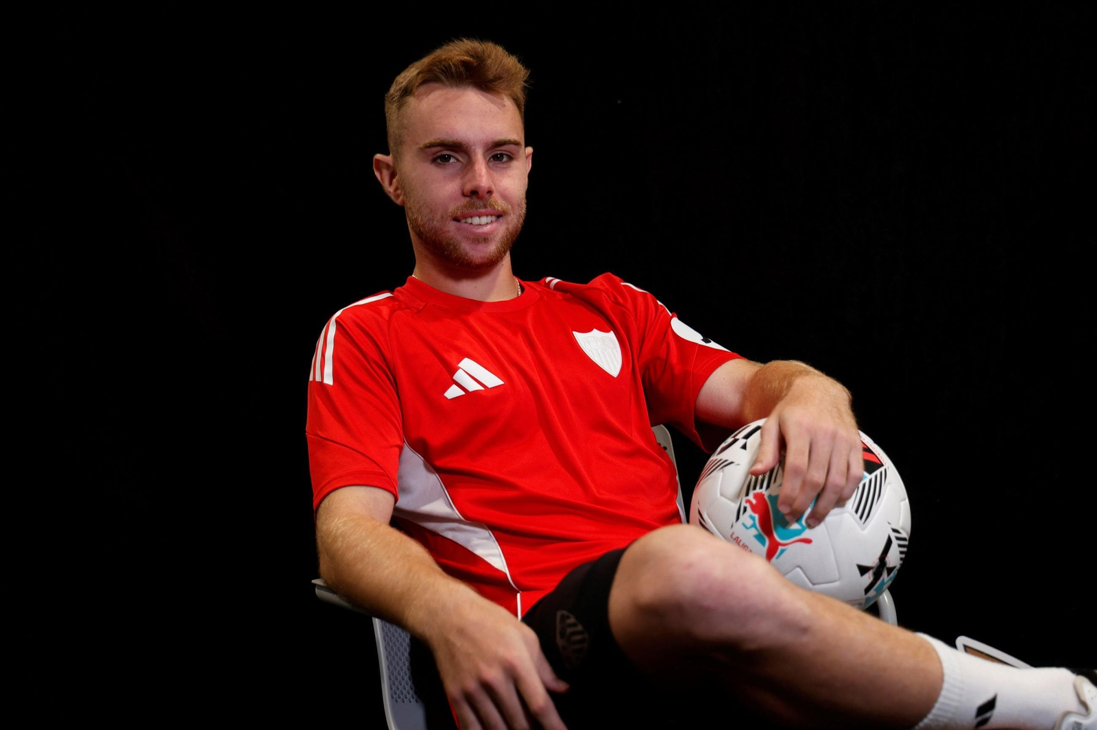 El entrevistado posa para Diario de Sevilla.