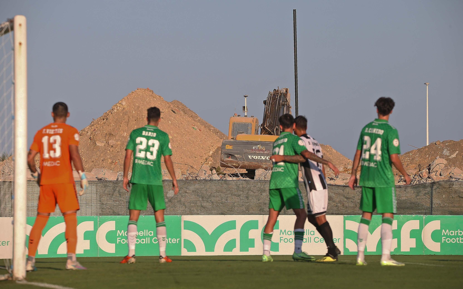 Las mejores fotos del Balona - Betis Deportivo en el nuevo estadio Ciudad de La Línea