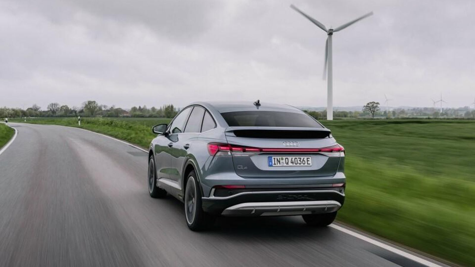 Con el formato Sportback y la configuración del sistema de propulsión eléctrico de un único motor, el Audi Q4 e-tron alcanza ahora la mayor autonomía homologada: 557 km.
