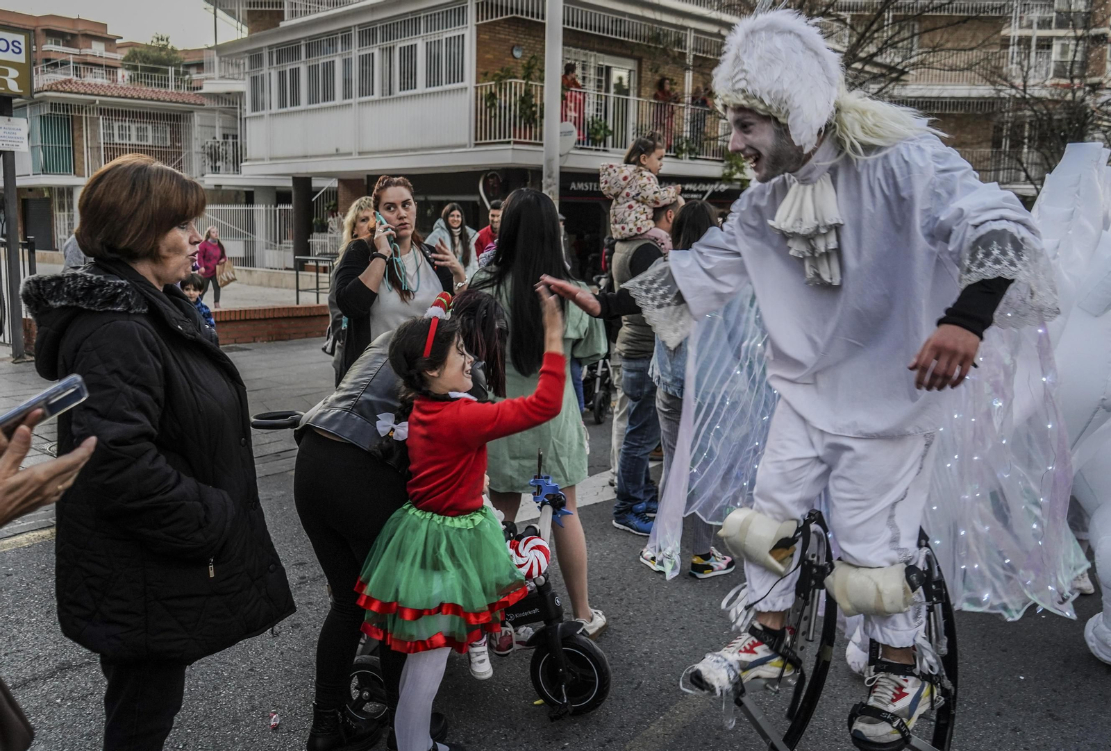 Así ha sido la cabalgata de Papá Noel en Granada
