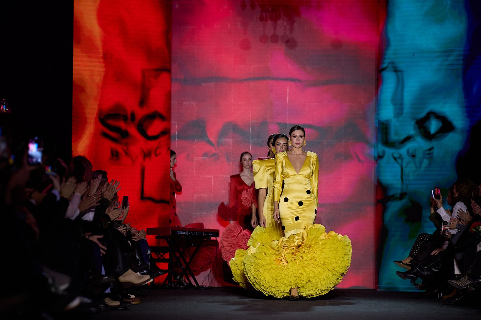 El desfile de Colmenero en We Love Flamenco 2026, todas las fotos