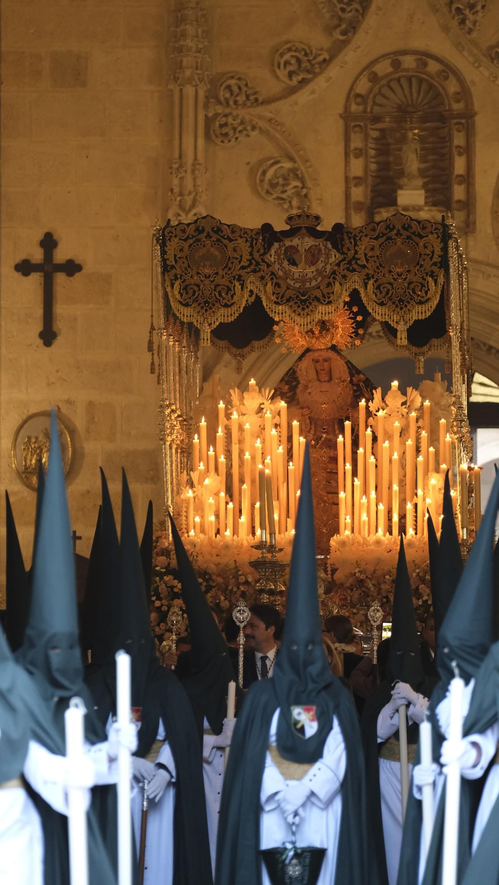 Procesión de Estudiantes en Almería, en imágenes