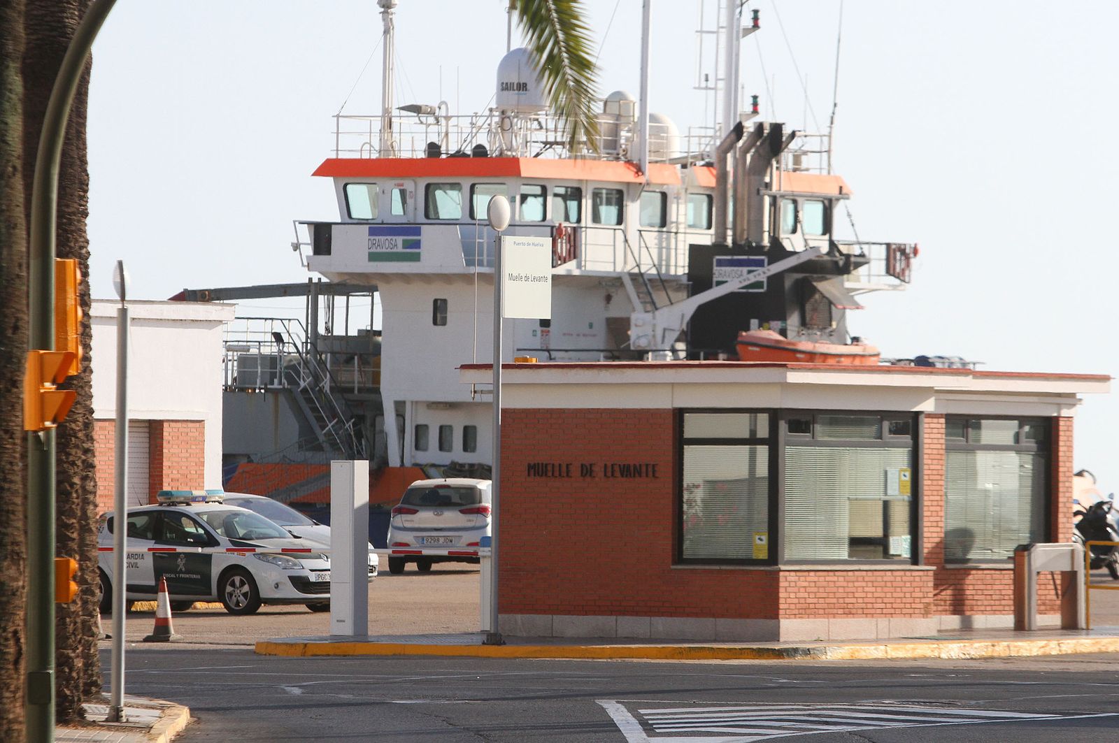 Muelle de Levante en la capital onubense.