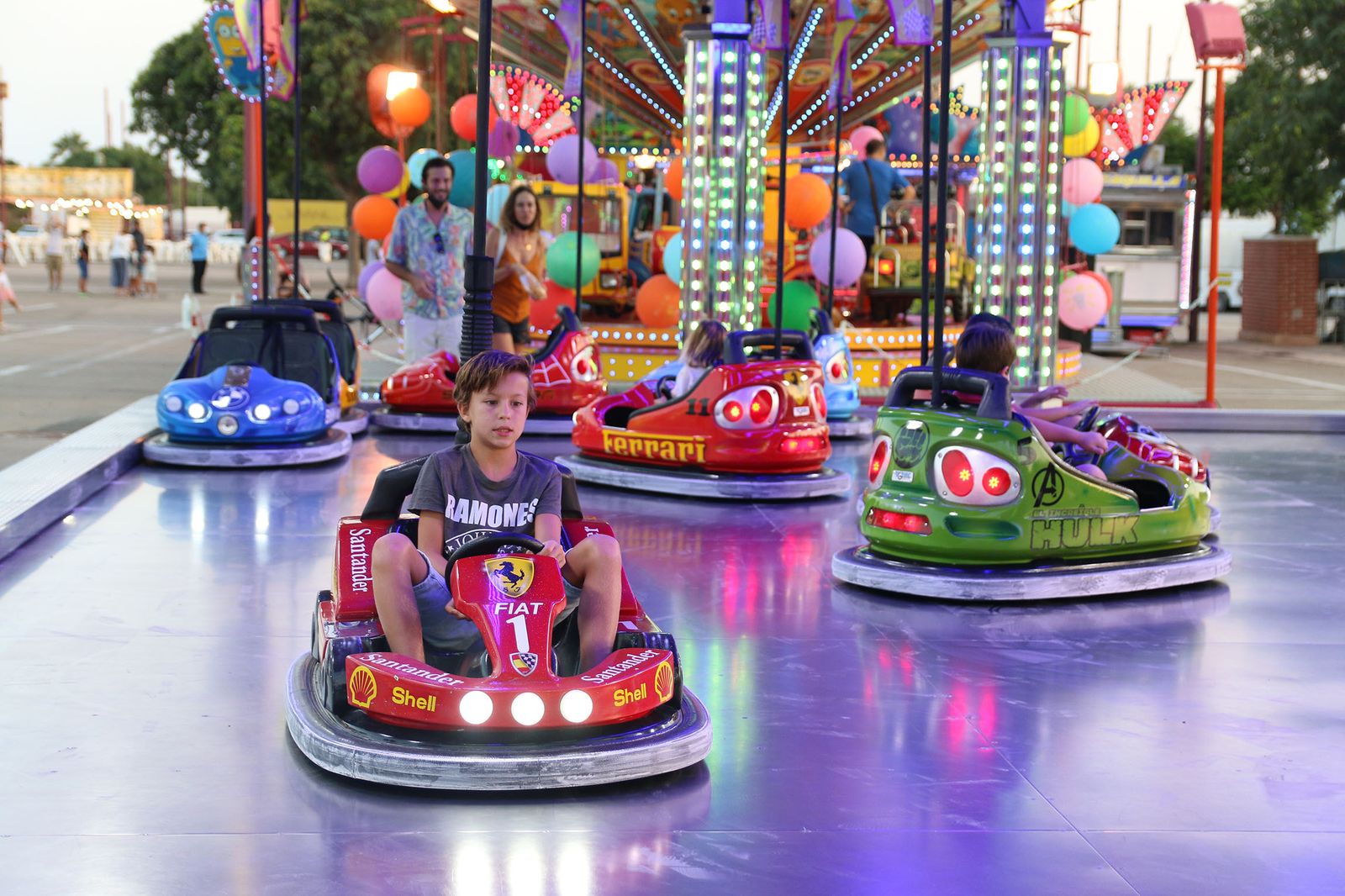 Primer día de cacharricos en una reducida Feria de Almería 2021