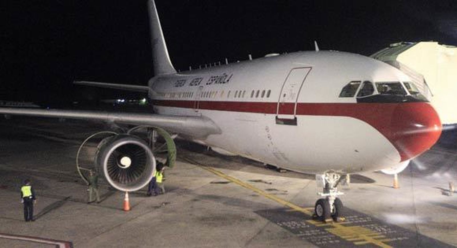 El avión de la Reina regresa a España tras sufrir una avería en Santo Domingo