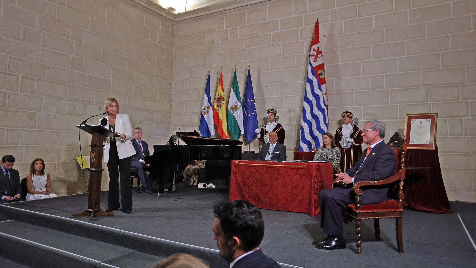 Imágenes de la Medalla de Oro de Jerez a la Academia San Dionisio