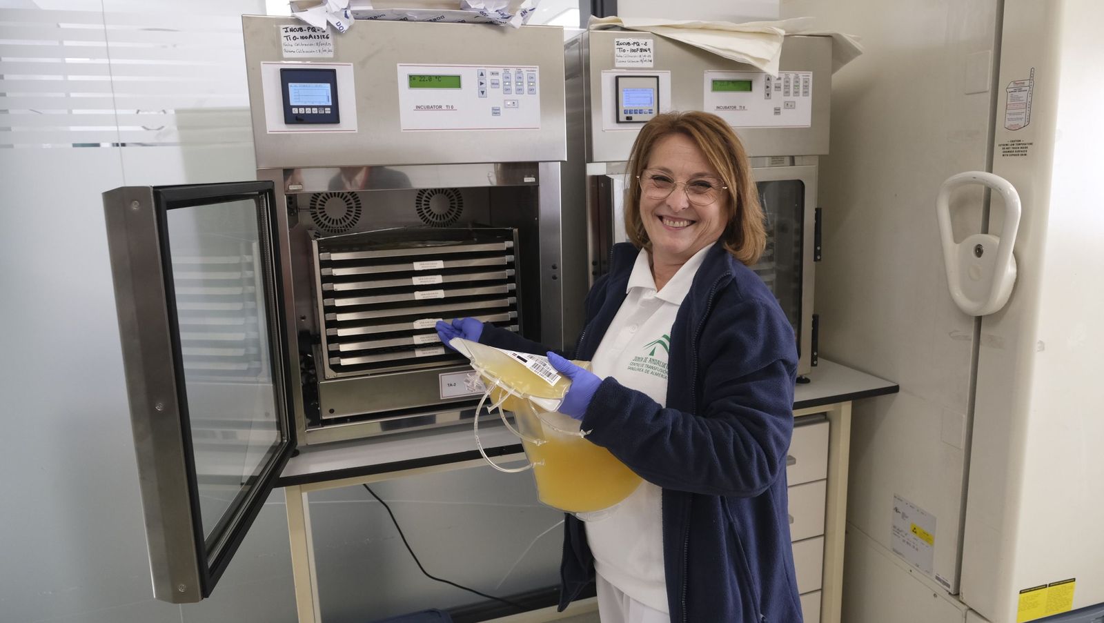 Haz una buena obra y dona sangre, te esperan en el Hospital Torrecárdenas, en imágenes