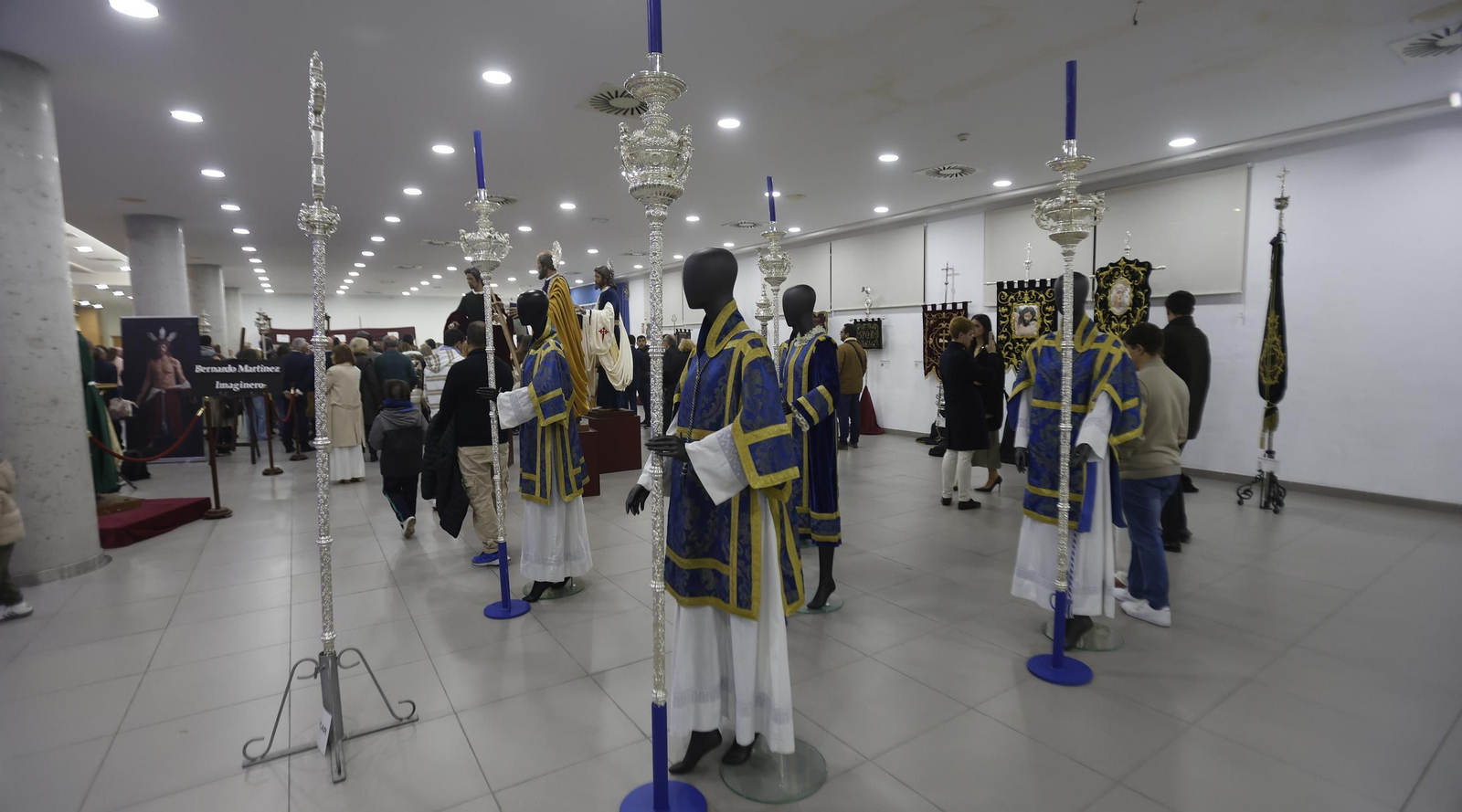 Fotos de la exposición comarcal cofrade en La Línea