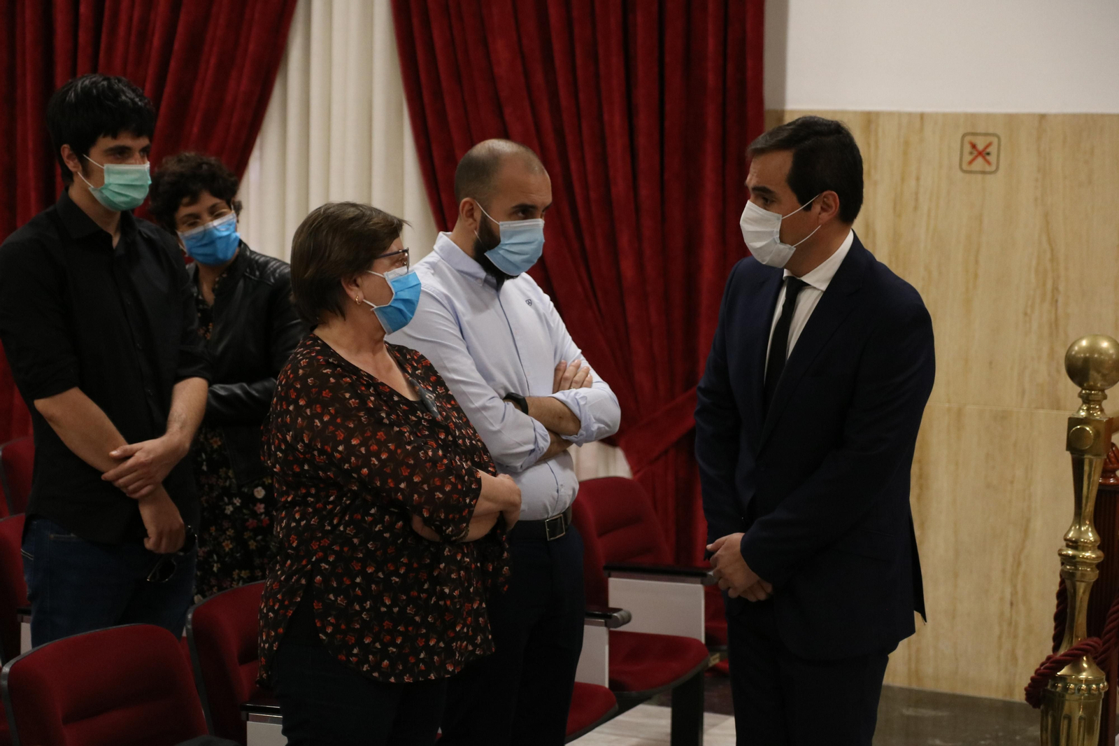 Las fotos de la capilla ardiente de Julio Anguita