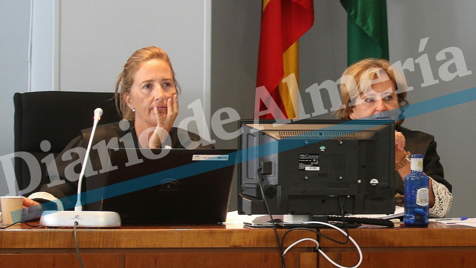 La magistrada Alejandra Dodero preside la vista oral con jurado popular.