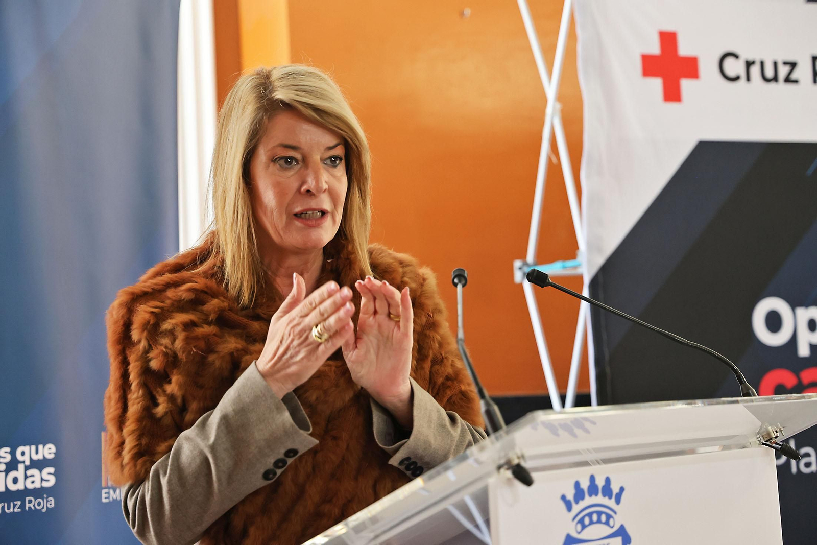 Imágenes del reconocimiento de Cruz Roja Huelva a empresas de Huelva por su compromiso con los colectivos vulnerables