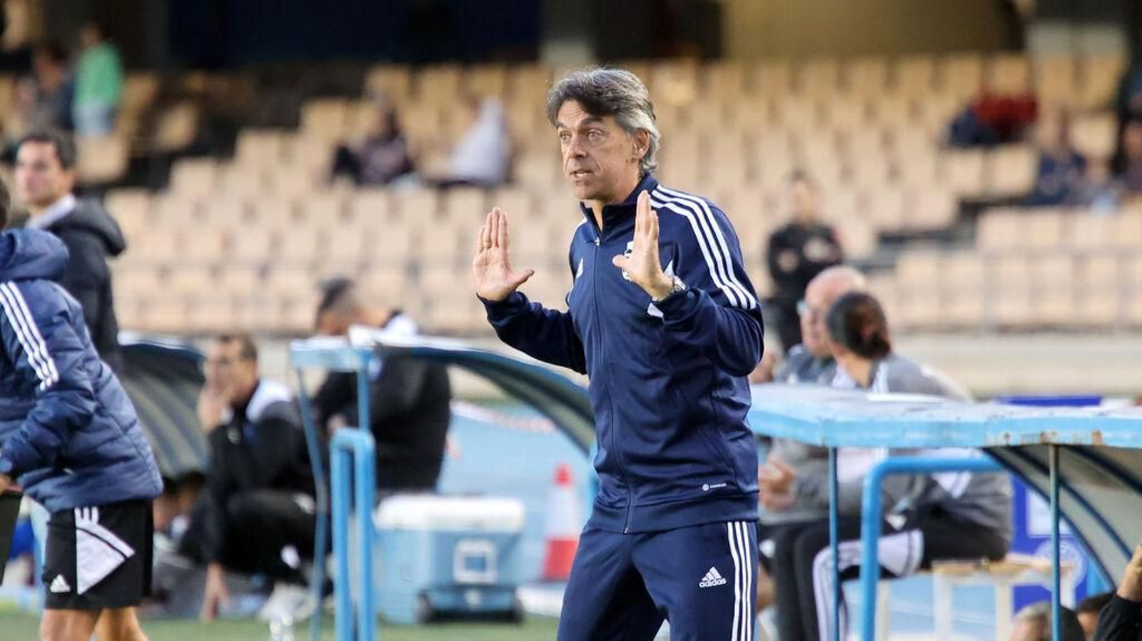 Pepe Aguilar, técnico del Cartagena B, en el partido de la primera vuelta disputado en Chapín.