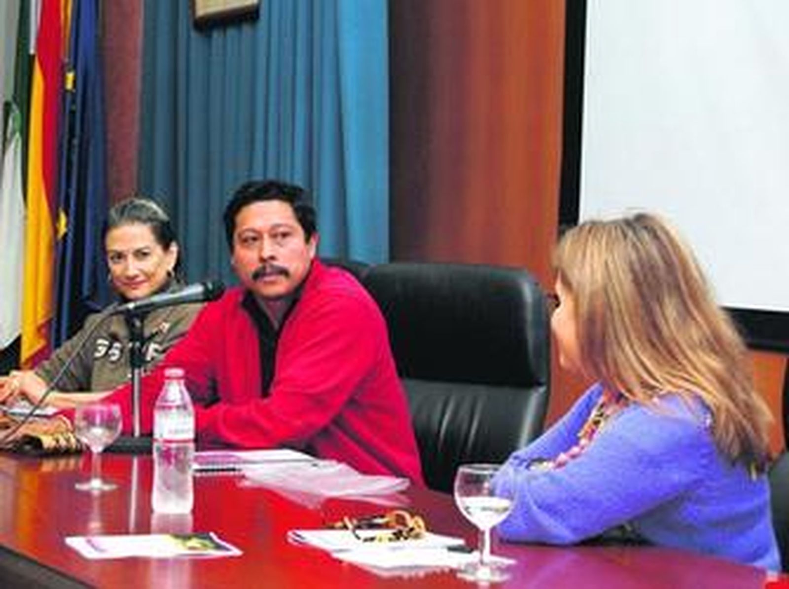 La Fiesta de Muertos en San Luis Potosí se analizó ayer en la Universidad.