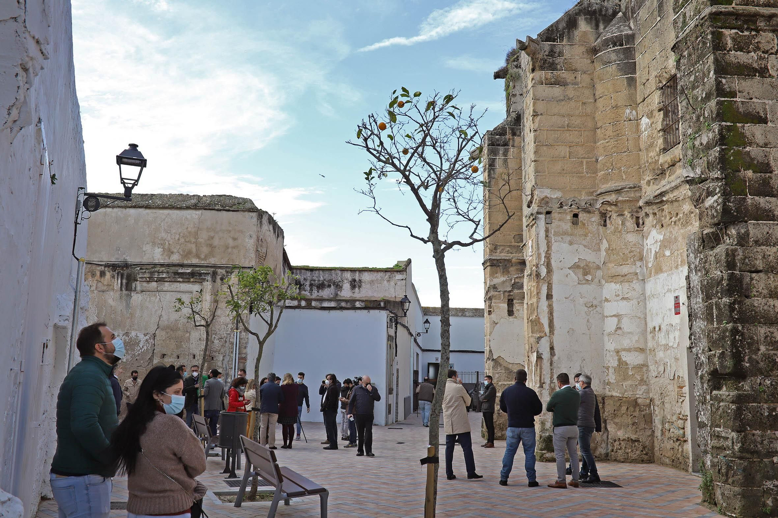 El entorno de San Juan de los Caballeros ya está abierto. El entorno de San Juan de los Caballeros ya está abierto.
