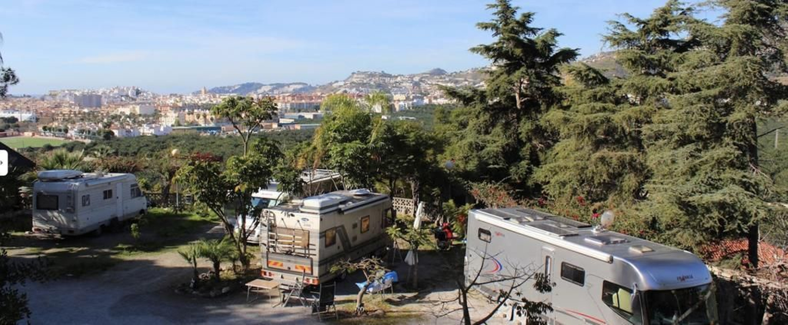 Camping en Granada para vivir el otoño más cerca de la naturaleza