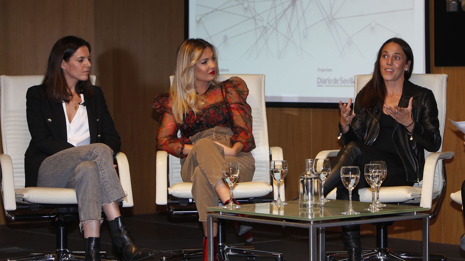 Paloma Miranda, Helena Cueva e Isabel del Barrio.