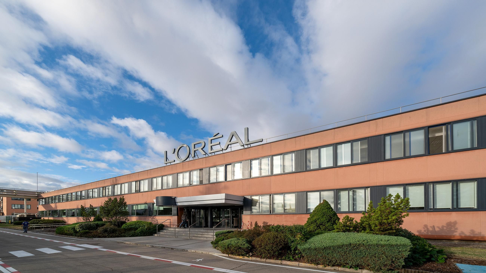 L’Oréal Groupe ha reforzado su compromiso de combatir el cambio climático.
