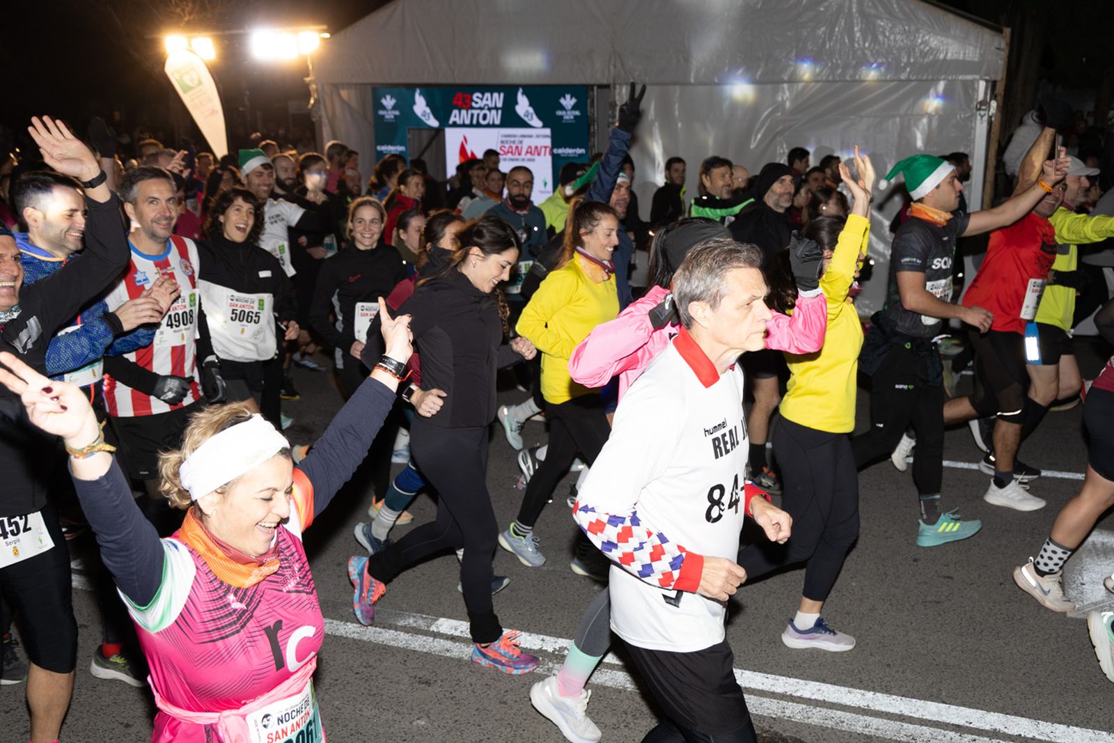 Encuéntrate en la salida de la Carrera de San Antón 2026, en imágenes (3)