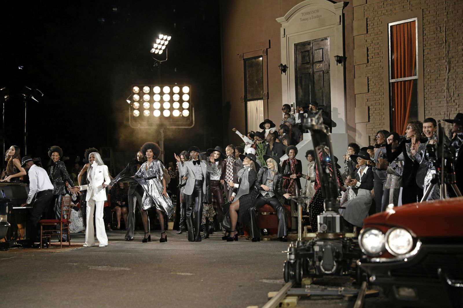 El desfile de Tommy Hilfiger en la Fashion Week de Nueva York, en fotos