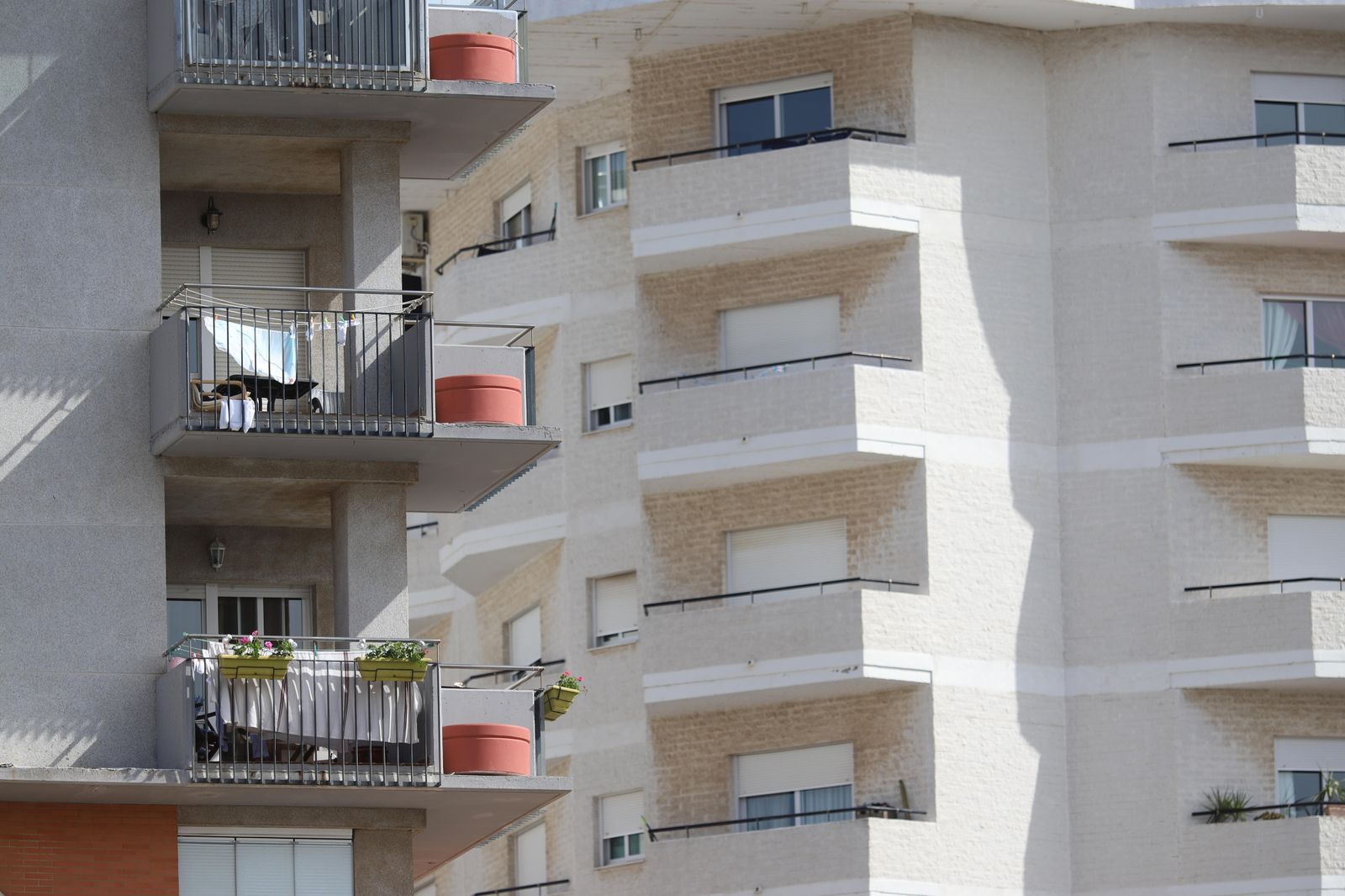 Bloques de viviendas en la capital onubense.