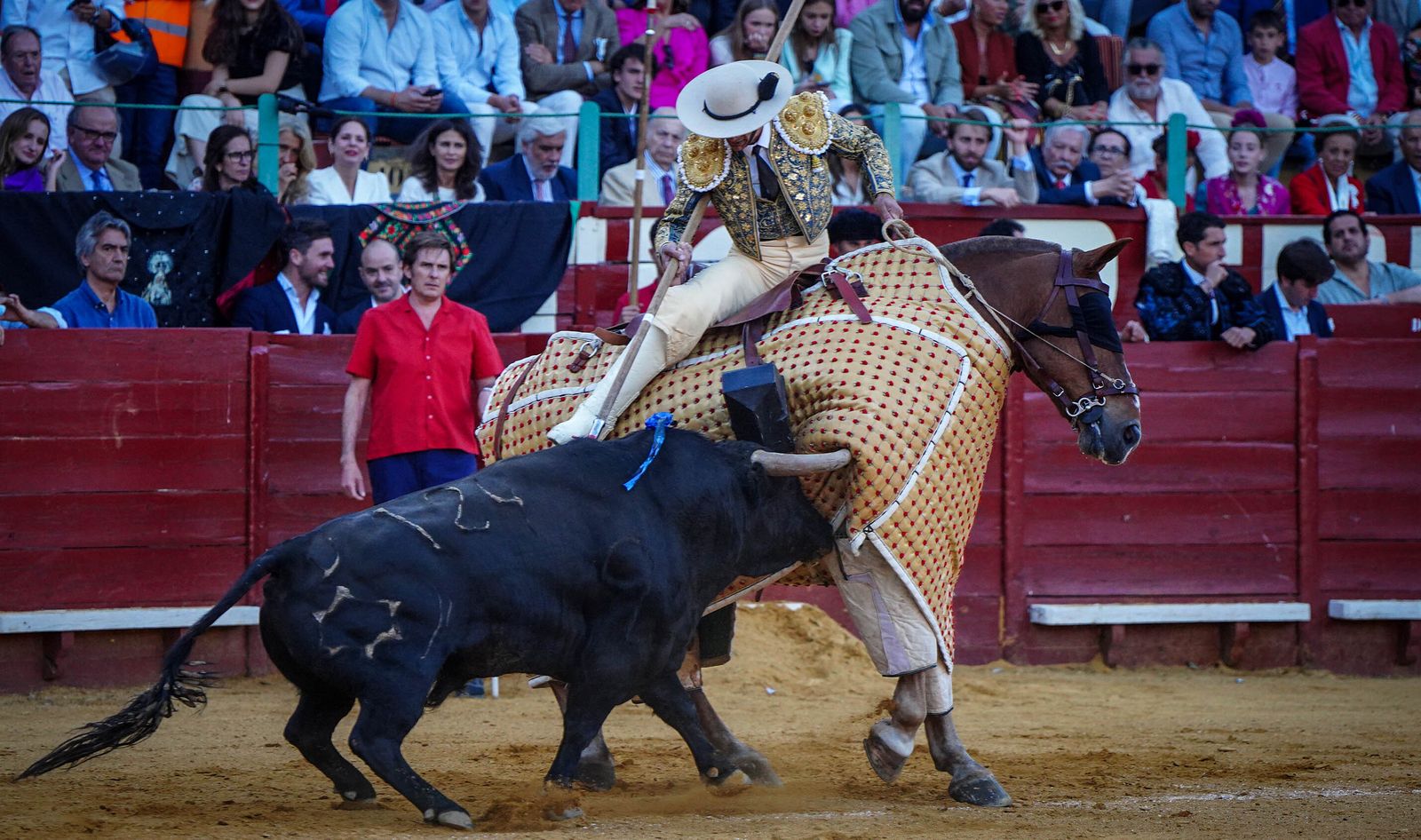 Puerta grande para Roca Rey y El Juli en la plaza de toros de Jerez
