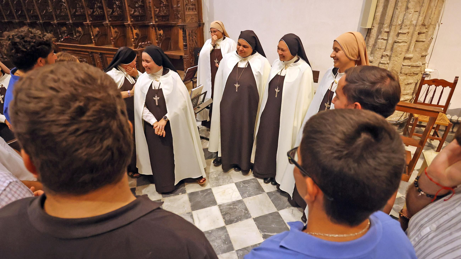 Imágenes de la misa de bienvenida a las hermanas Carmelitas en La Cartuja de Jerez