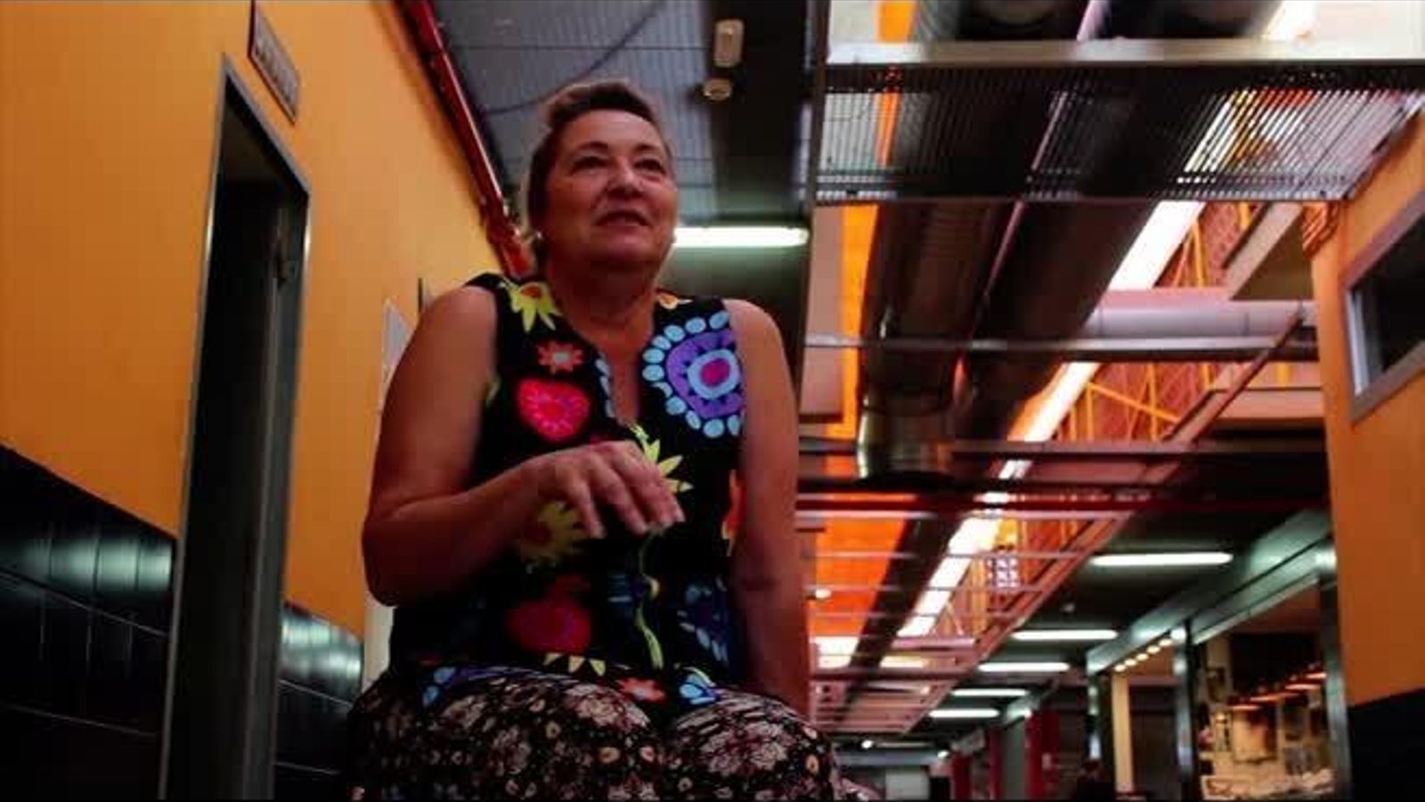 María Reyes, vecina.