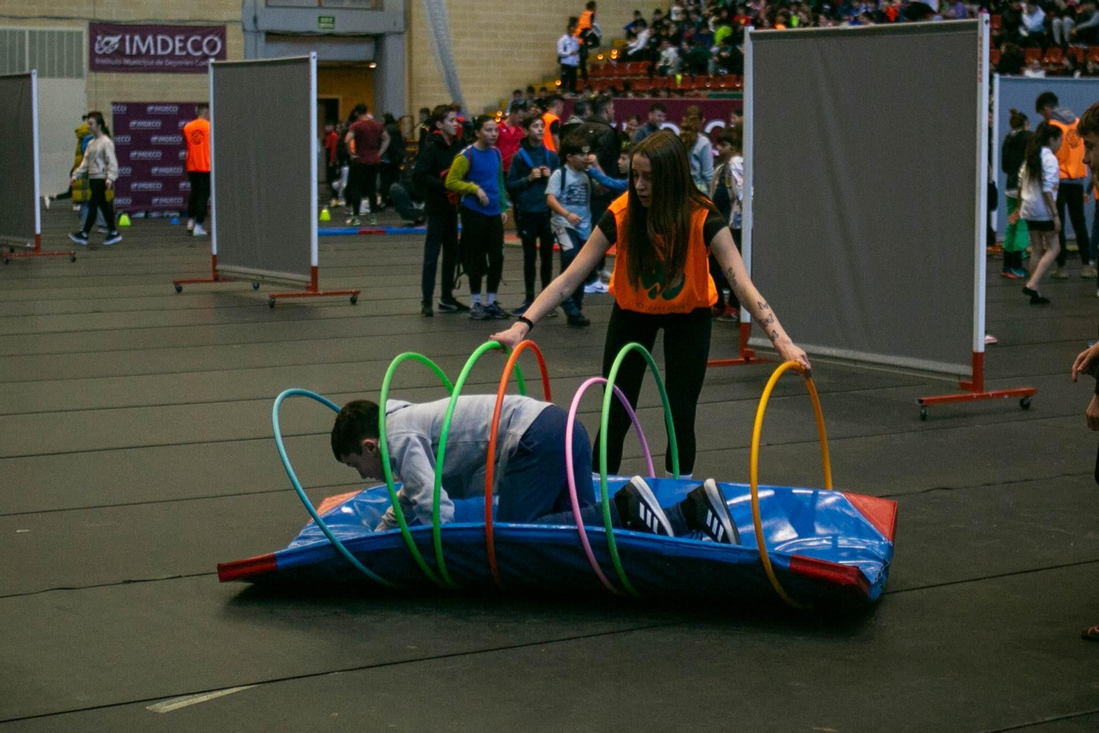 La 'Gimnastrada' del instituto López Neyra de Córdoba, en imágenes